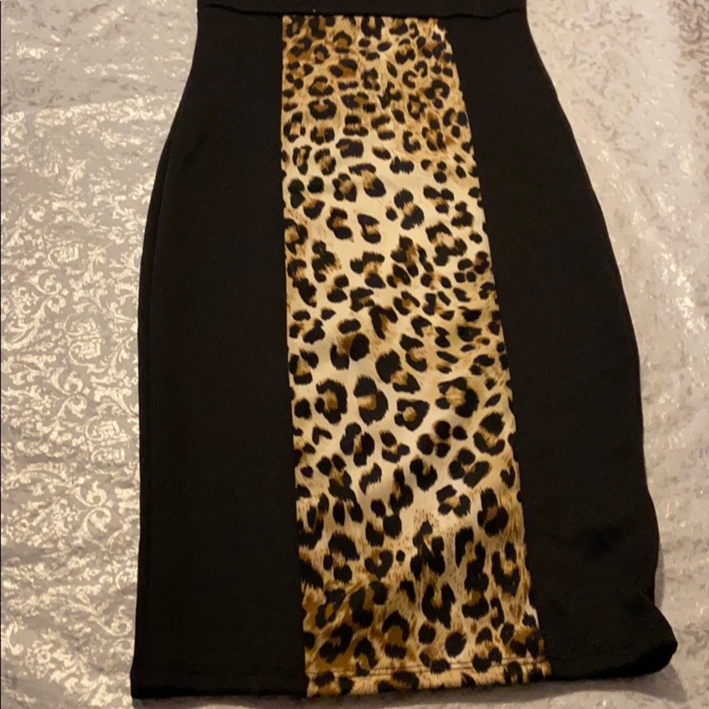 Dress - Picture 2 of 4